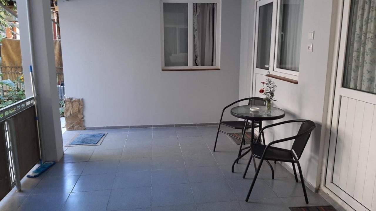 Beso-House Apartment Borjomi ภายนอก รูปภาพ