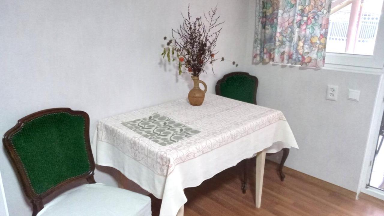 Beso-House Apartment Borjomi ภายนอก รูปภาพ