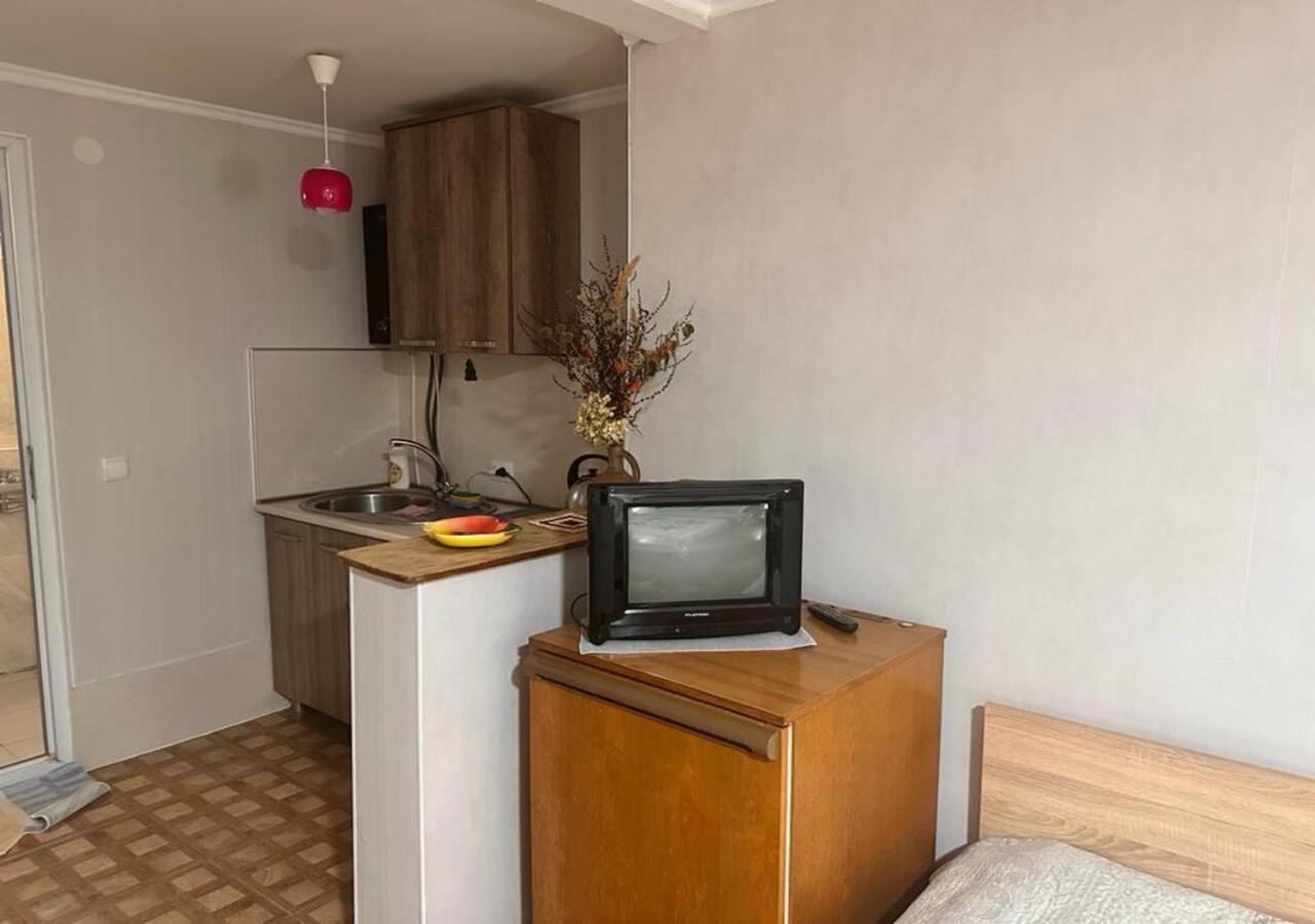 Beso-House Apartment Borjomi ภายนอก รูปภาพ